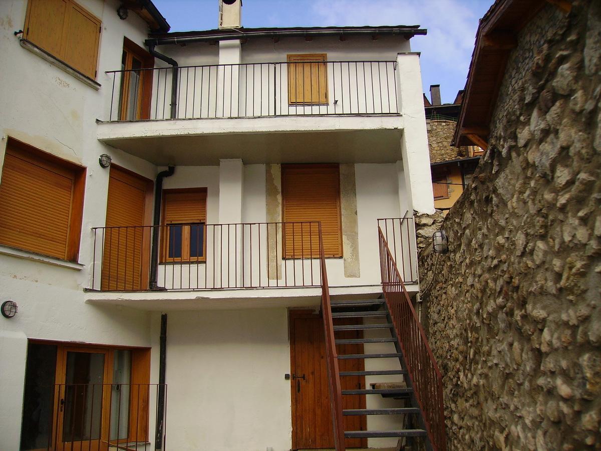 Cal Duran Apartment Bellver De Cerdanya Luaran gambar