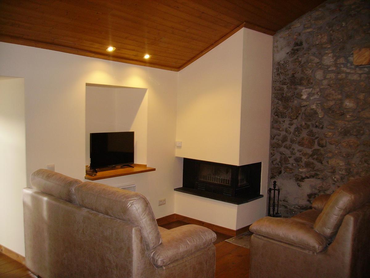 Cal Duran Apartment Bellver De Cerdanya Luaran gambar