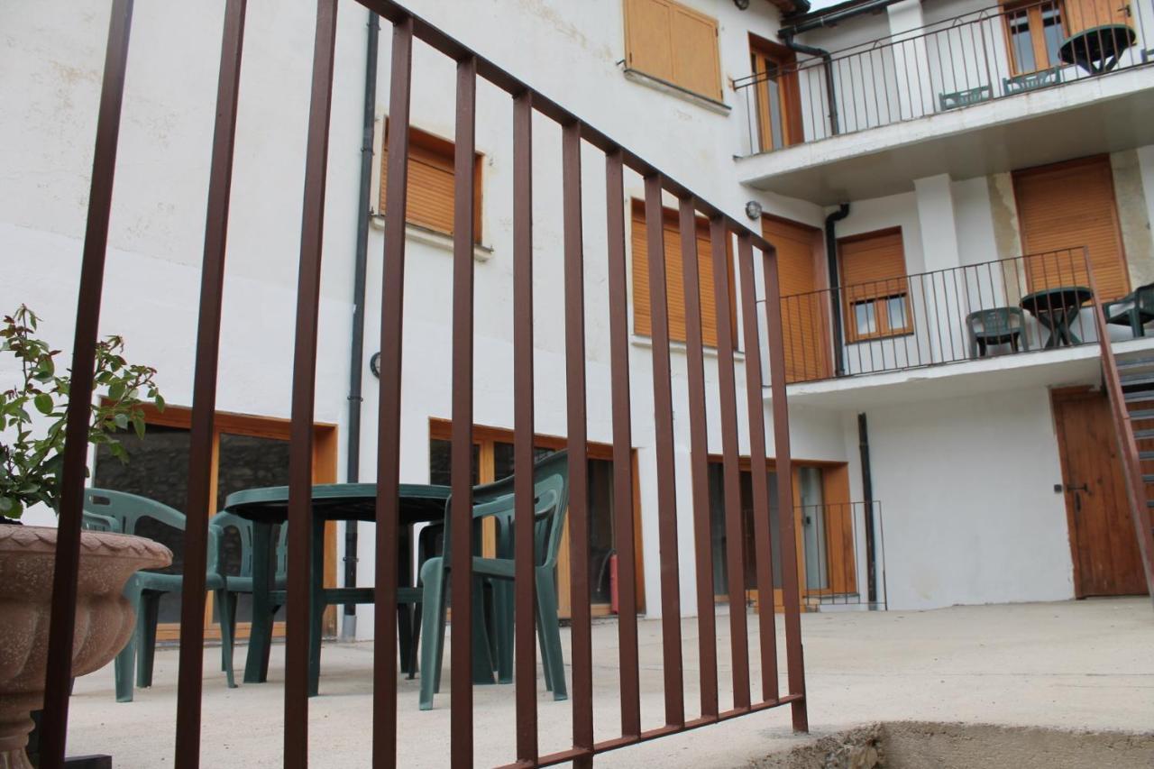 Cal Duran Apartment Bellver De Cerdanya Luaran gambar
